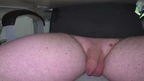 Snapshot of waldw123 chatting on February 13, 2025, 11:28 am Yarlim online show from February 13, 2025, 11:28 am