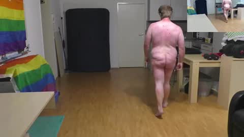 Snapshot of waldw123 chatting on October 6, 2025, 11:40 am Yarlim online show from October 6, 2025, 11:40 am