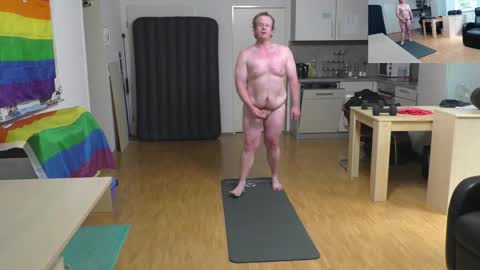 Snapshot of waldw123 chatting on October 14, 2025, 1:45 pm Yarlim online show from October 14, 2025, 1:45 pm