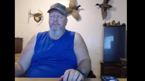 Snapshot of walkingbird chatting on November 7, 2025, 11:49 pm walkingbird online show from November 7, 2025, 11:49 pm