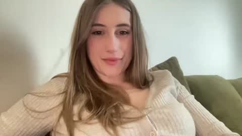 walkiria19 online show from February 22, 2026, 11:20 am