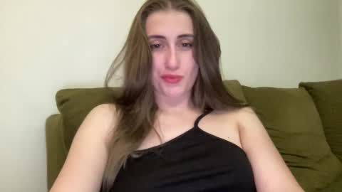 walkiria19 online show from May 14, 2026, 7:31 pm