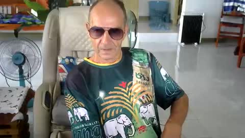 walleja online show from February 8, 2026, 4:05 am