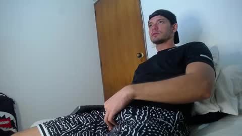 walnniel_concordia online show from March 11, 2025, 4:43 am