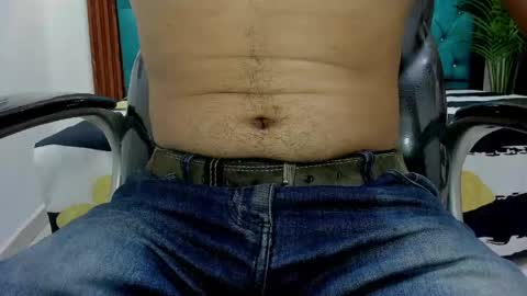 Snapshot of walter_noils chatting on April 23, 2026, 11:51 pm WALTER NOILS online show from April 23, 2026, 11:51 pm
