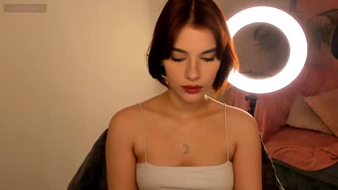 Zara online show from December 6, 2024, 5:09 am