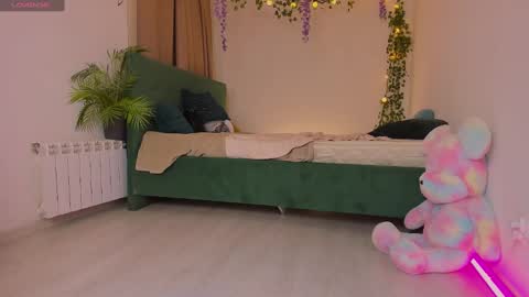 Zara online show from January 30, 2025, 5:52 am