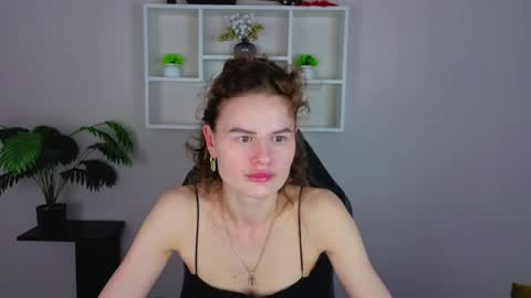 Snapshot of wanda_gomez chatting on May 15, 2026, 1:51 pm Wanda online show from May 15, 2026, 1:51 pm