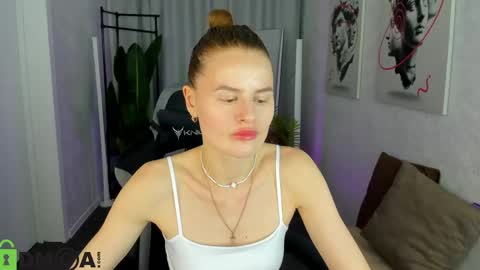Snapshot of wanda_gomez chatting on June 1, 2026, 1:35 pm Wanda online show from June 1, 2026, 1:35 pm