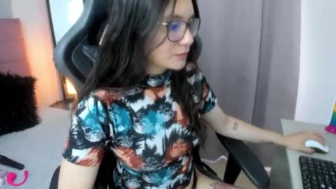 Alexandra online show from September 12, 2025, 7:36 pm