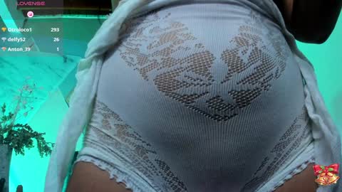 Snapshot of wandaxs69 chatting on December 10, 2024, 11:08 pm wanda online show from December 10, 2024, 11:08 pm