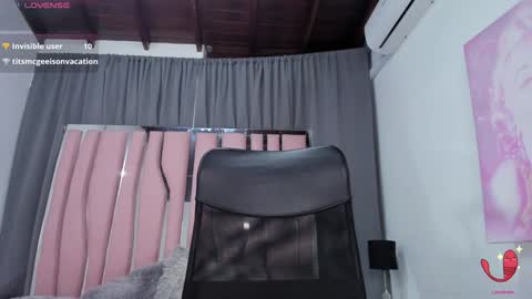 Snapshot of wandaxs69 chatting on February 6, 2025, 2:22 am wanda online show from February 6, 2025, 2:22 am