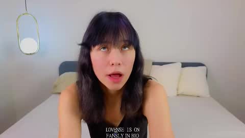 Betti online show from November 8, 2025, 10:37 am