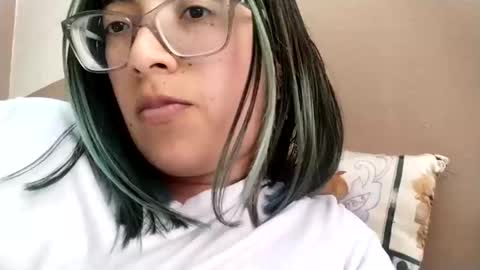 Waningrose  Lu online show from October 7, 2025, 10:07 pm