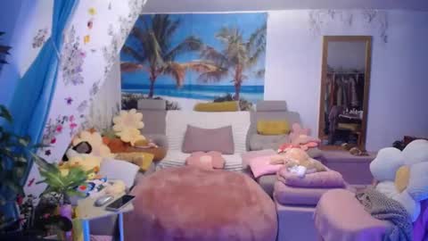 Snapshot of wannafeelitall chatting on October 16, 2025, 5:03 pm Emilia inst  online show from October 16, 2025, 5:03 pm