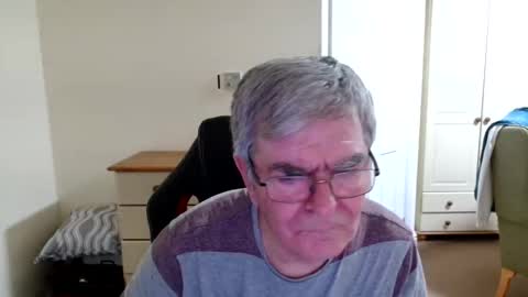 Snapshot of wanttobefree90 chatting on April 22, 2026, 7:04 pm wanttobefree90 online show from April 22, 2026, 7:04 pm