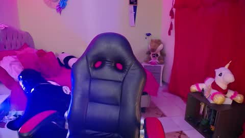 EMILY online show from January 22, 2025, 7:46 am