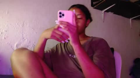 Snapshot of washbag14 chatting on February 8, 2026, 3:37 pm washbag14 online show from February 8, 2026, 3:37 pm