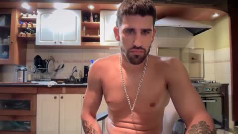 wearetwo online show from December 13, 2025, 11:54 pm