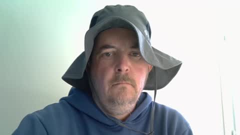 Snapshot of watchmewank40 chatting on March 5, 2025, 10:11 am Davey online show from March 5, 2025, 10:11 am