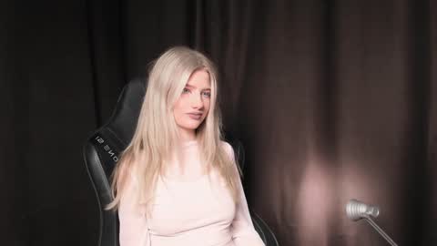 waterfallwoods online show from January 2, 2025, 7:44 am