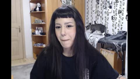 Mina online show from February 1, 2026, 8:07 pm