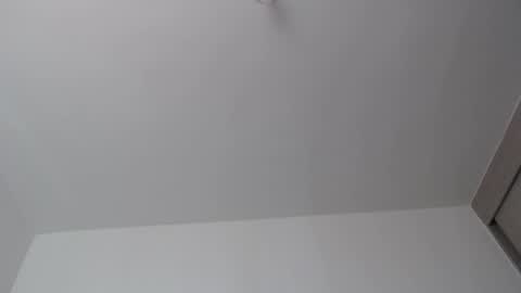 Trixie 3 online show from April 3, 2026, 1:20 pm