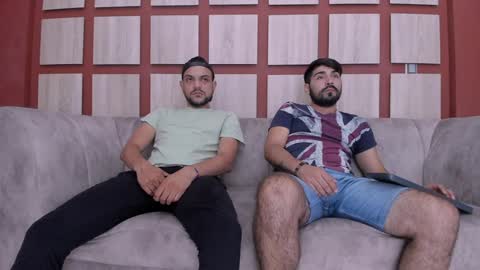 Jhonny Dick  his neighbors. online show from December 10, 2024, 1:33 pm