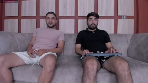 Jhonny Dick  his neighbors. online show from December 11, 2024, 1:39 pm