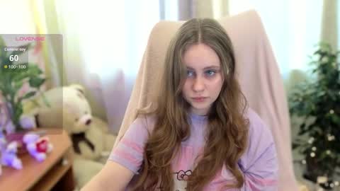 Snapshot of web_kisssa chatting on April 15, 2026, 5:03 am Kristina online show from April 15, 2026, 5:03 am