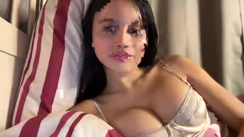 Snapshot of webcammaggie chatting on October 26, 2025, 3:29 pm Maggie online show from October 26, 2025, 3:29 pm