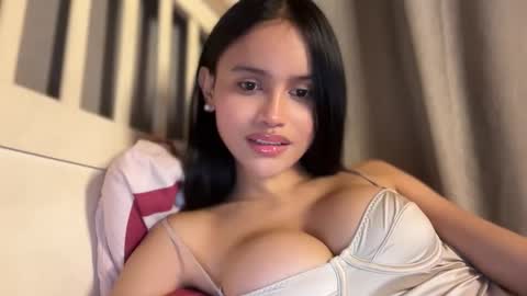 Snapshot of webcammaggie chatting on February 8, 2026, 4:32 pm Maggie online show from February 8, 2026, 4:32 pm