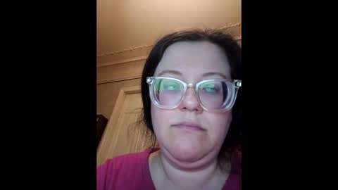 Marina online show from April 15, 2026, 10:32 pm