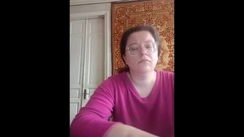 Snapshot of webgirl2 chatting on April 24, 2026, 12:18 pm Marina online show from April 24, 2026, 12:18 pm