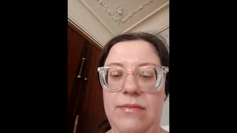Snapshot of webgirl2 chatting on April 27, 2026, 2:04 pm Marina online show from April 27, 2026, 2:04 pm