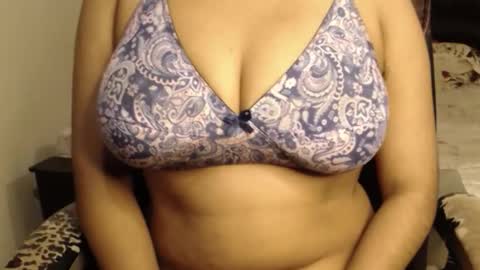 mina online show from February 22, 2026, 2:26 pm