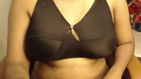 mina online show from March 10, 2026, 8:36 pm