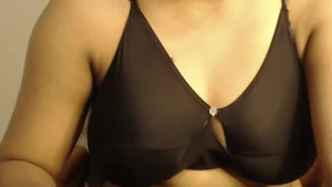 mina online show from April 3, 2026, 10:41 pm