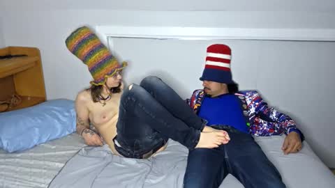 wecum2getdown online show from March 15, 2026, 6:08 am