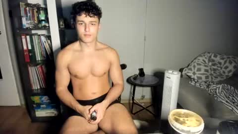 Snapshot of wee_willy_winky chatting on June 24, 2026, 1:15 am wee_willy_winky online show from June 24, 2026, 1:15 am