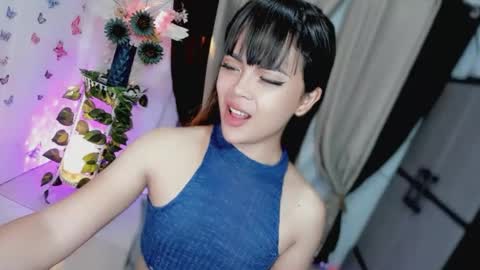 Hi Im LOVIE Please dont forget to follow and thumbs up me online show from April 10, 2026, 9:30 pm