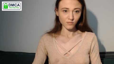 Milena online show from December 2, 2025, 9:21 pm