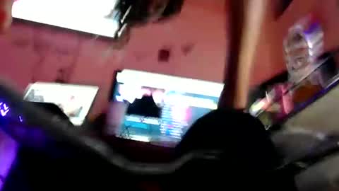 Snapshot of weluvwoman84 chatting on February 10, 2025, 2:26 pm RiZZA and MiKE online show from February 10, 2025, 2:26 pm