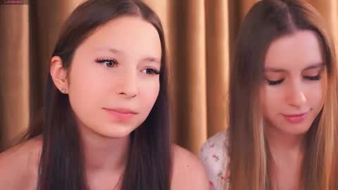 Nora online show from December 14, 2025, 8:02 pm