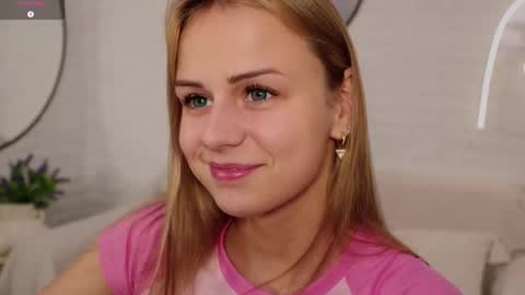 Im Wendy online show from October 16, 2025, 9:27 pm