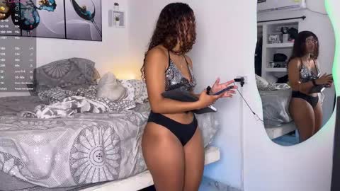 Snapshot of wendy_and_alex1712 chatting on October 25, 2025, 10:59 pm Wendy Alex online show from October 25, 2025, 10:59 pm