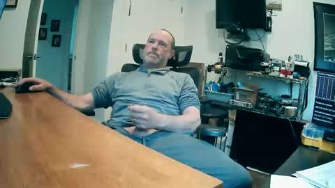 weseeyouwatching online show from April 2, 2026, 5:54 pm