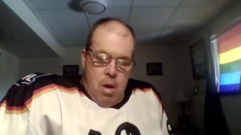 Snapshot of westcoasthockeyplayer chatting on May 8, 2026, 11:43 pm westcoasthockeyplayer online show from May 8, 2026, 11:43 pm