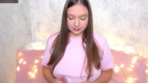 molly online show from October 30, 2025, 8:42 pm