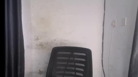 queen online show from December 2, 2024, 11:34 am